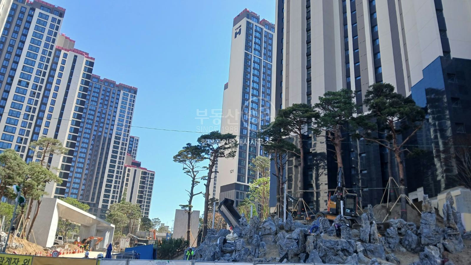 디에이치방배 125동 114A 고층 남서향 월세